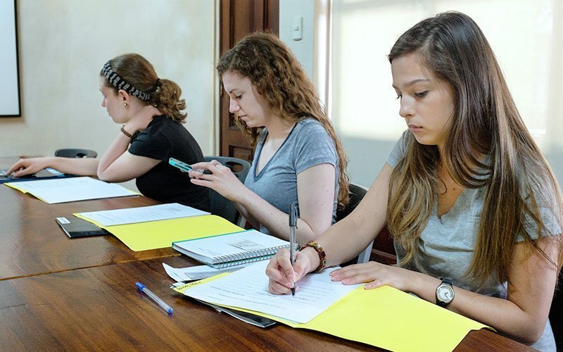 lectures-workshops-groups Lectures and Workshops