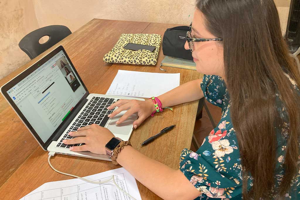 online-tefl-certification-with-live-training