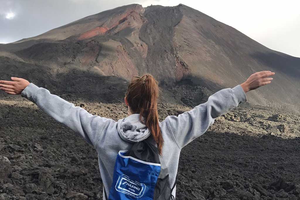 Pacaya-or-Acatenango-choosing-the-right-tour-guide