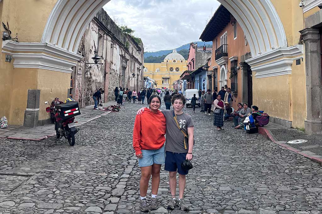 spanish-in-guatemala-in-high-school-noah