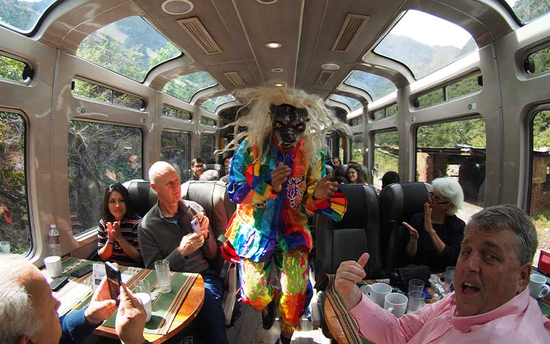 Train-from-Cusco-to-Machu-Picchu