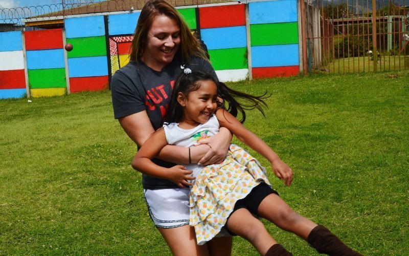 Volunteer Working with Children in Costa Rica