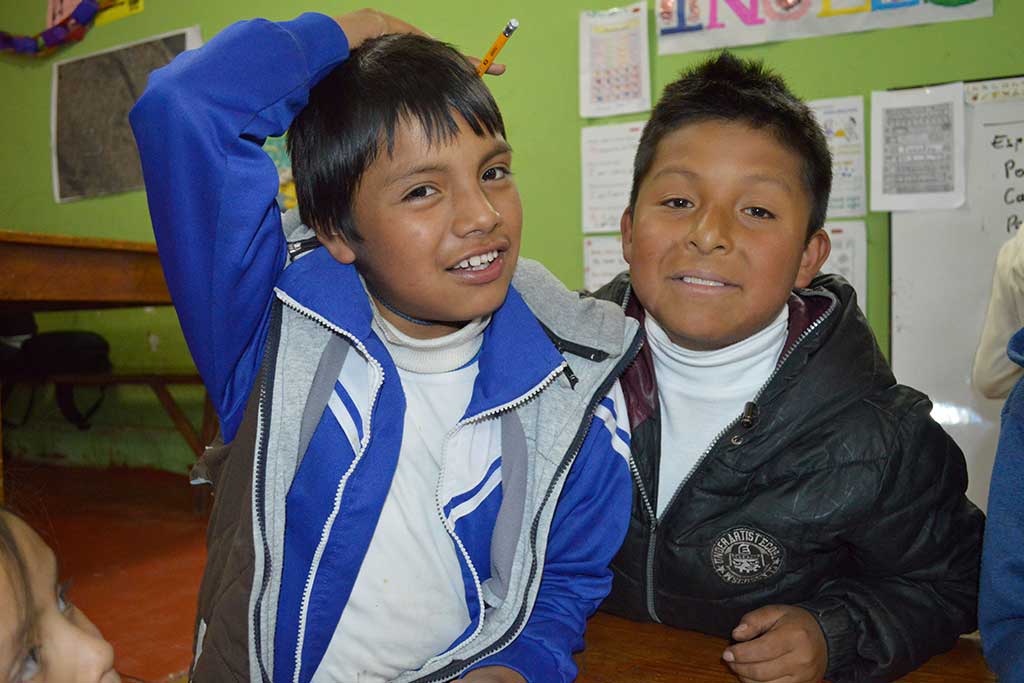 volunteer-teaching-english-in-peru